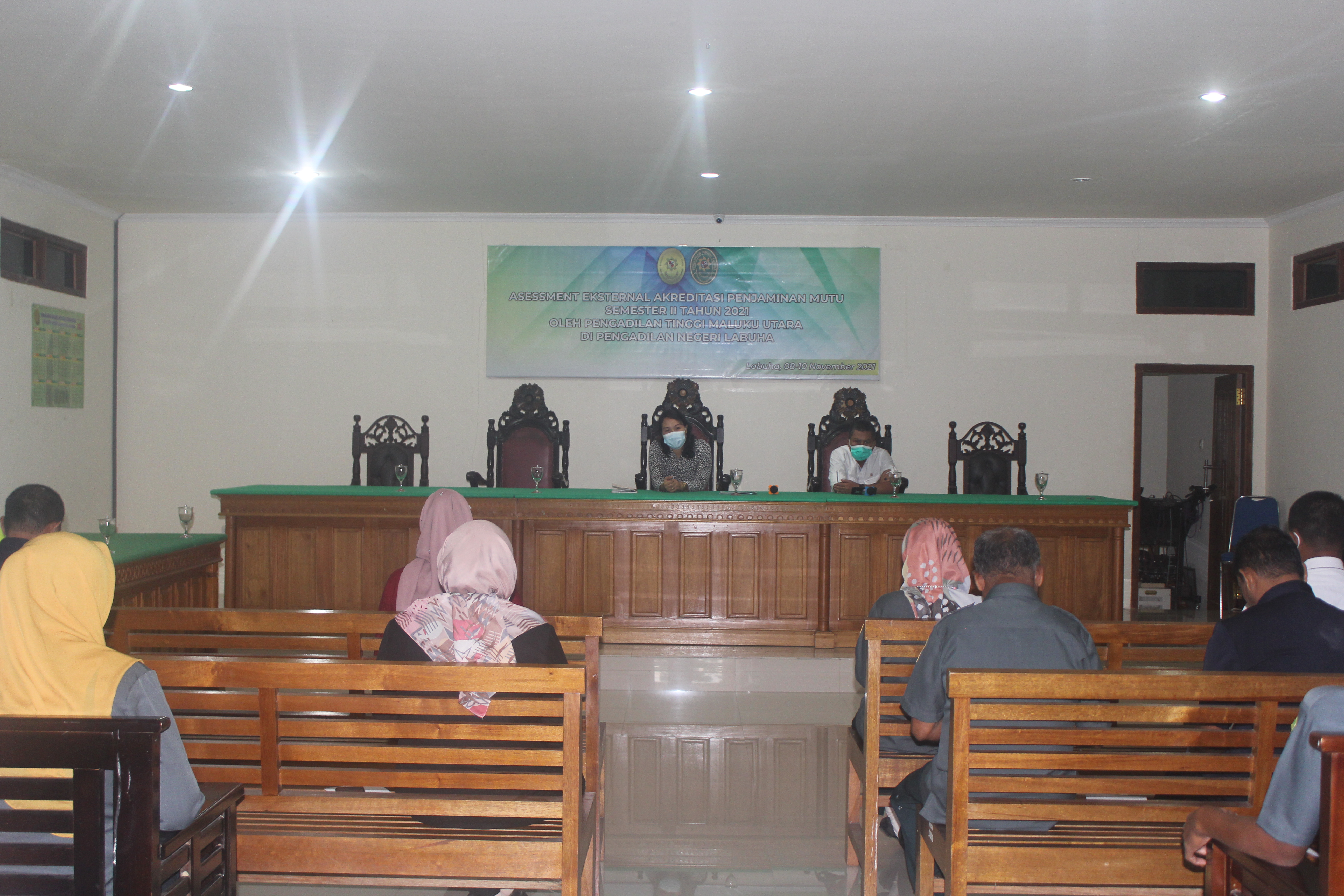 Rapat Evaluasi Hasil Temuan Tim Asessemnt Eksternal Penjaminan Mutu Pengadilan Tinggi Maluku Utara pada Pengadilan Negeri Labuha 