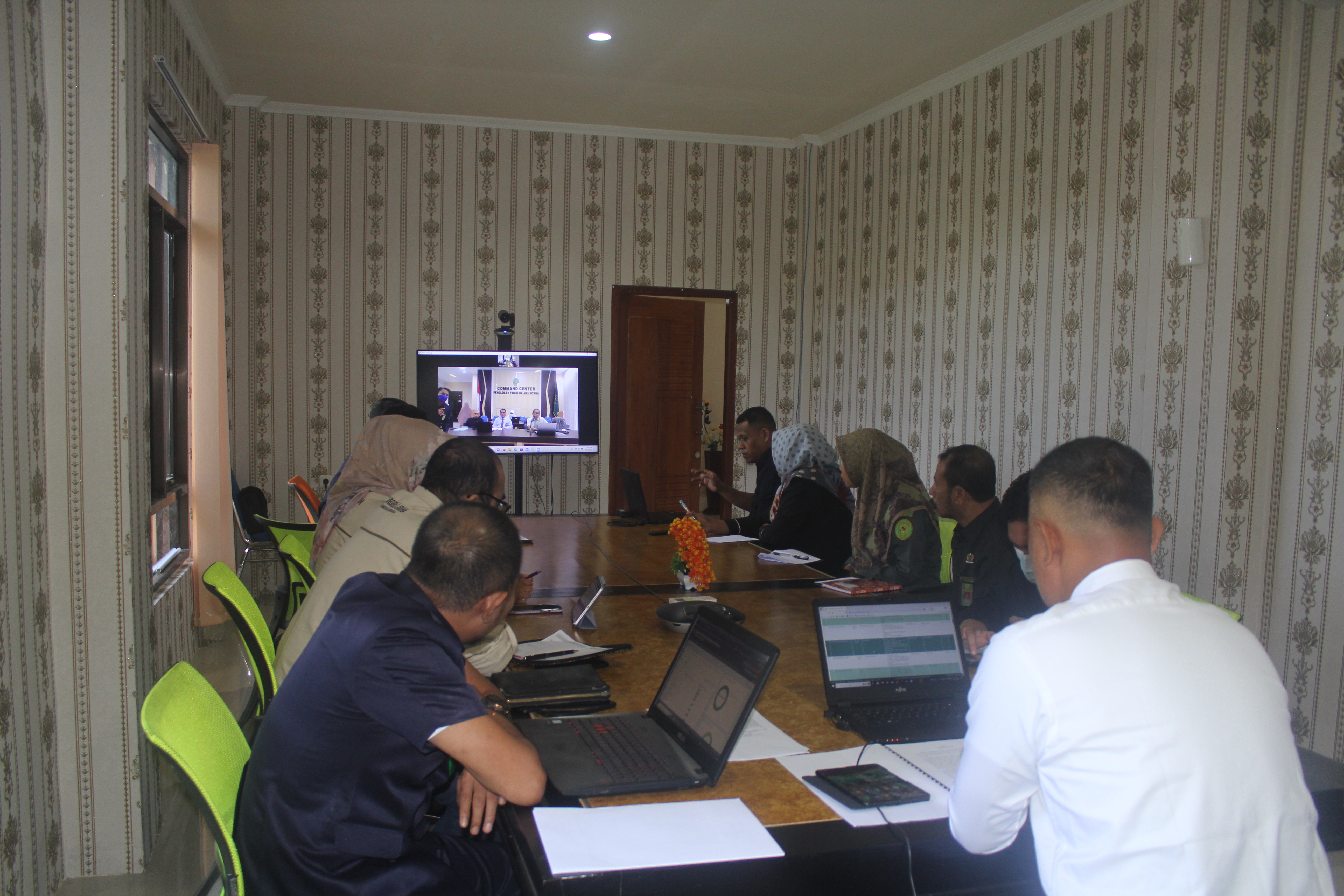 Pembinaan dan Pengawasan Daerah Oleh Pengadilan Tinggi Maluku Utara Secara Virtual Bulan Juli 2022