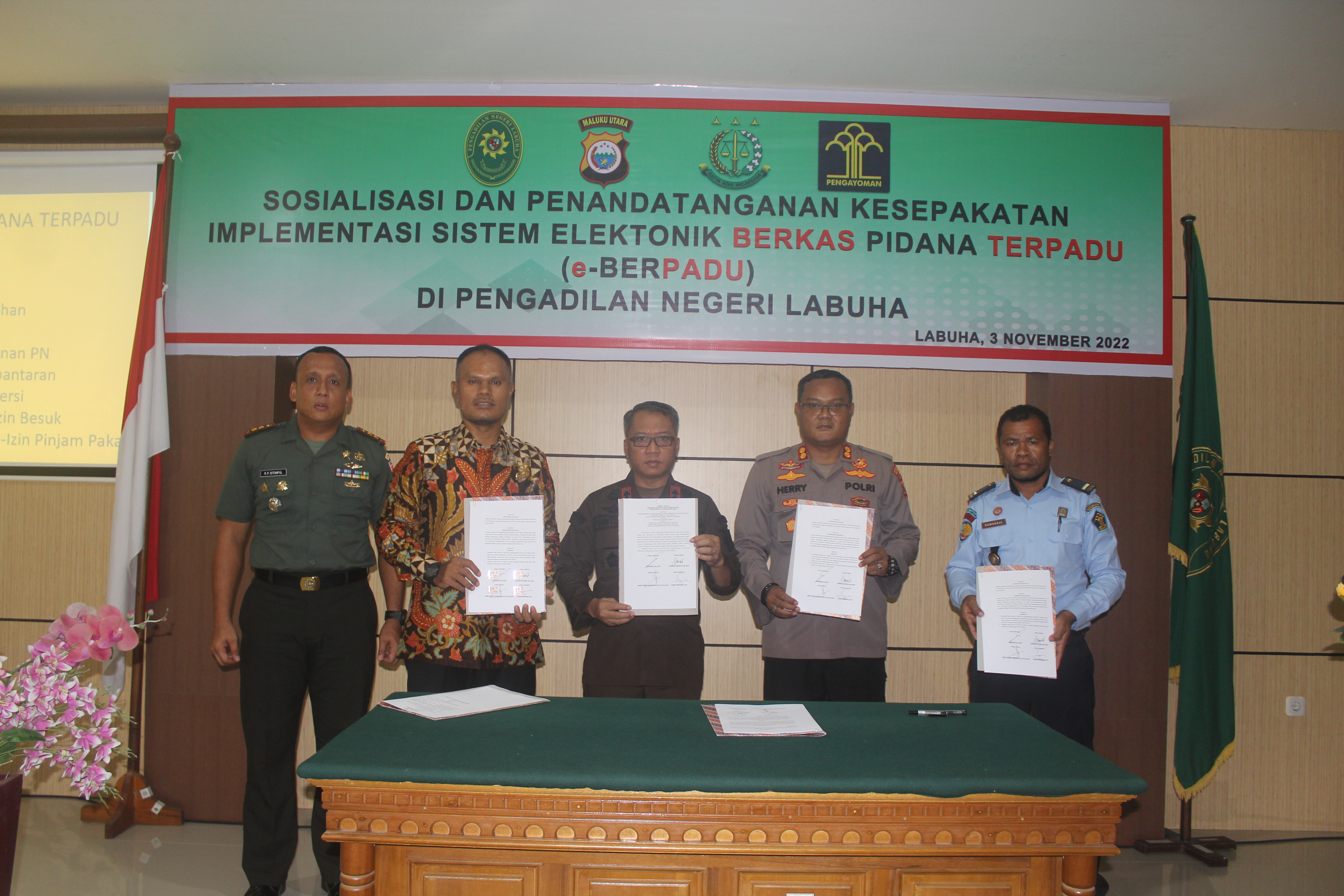 Sosialisasi Dan Penandatanganan Kesepakatan Implementasi Sistem Elektronik Berkas Pidana Terpadu (e-Berpadu) Pada Pengadilan Negeri Labuha