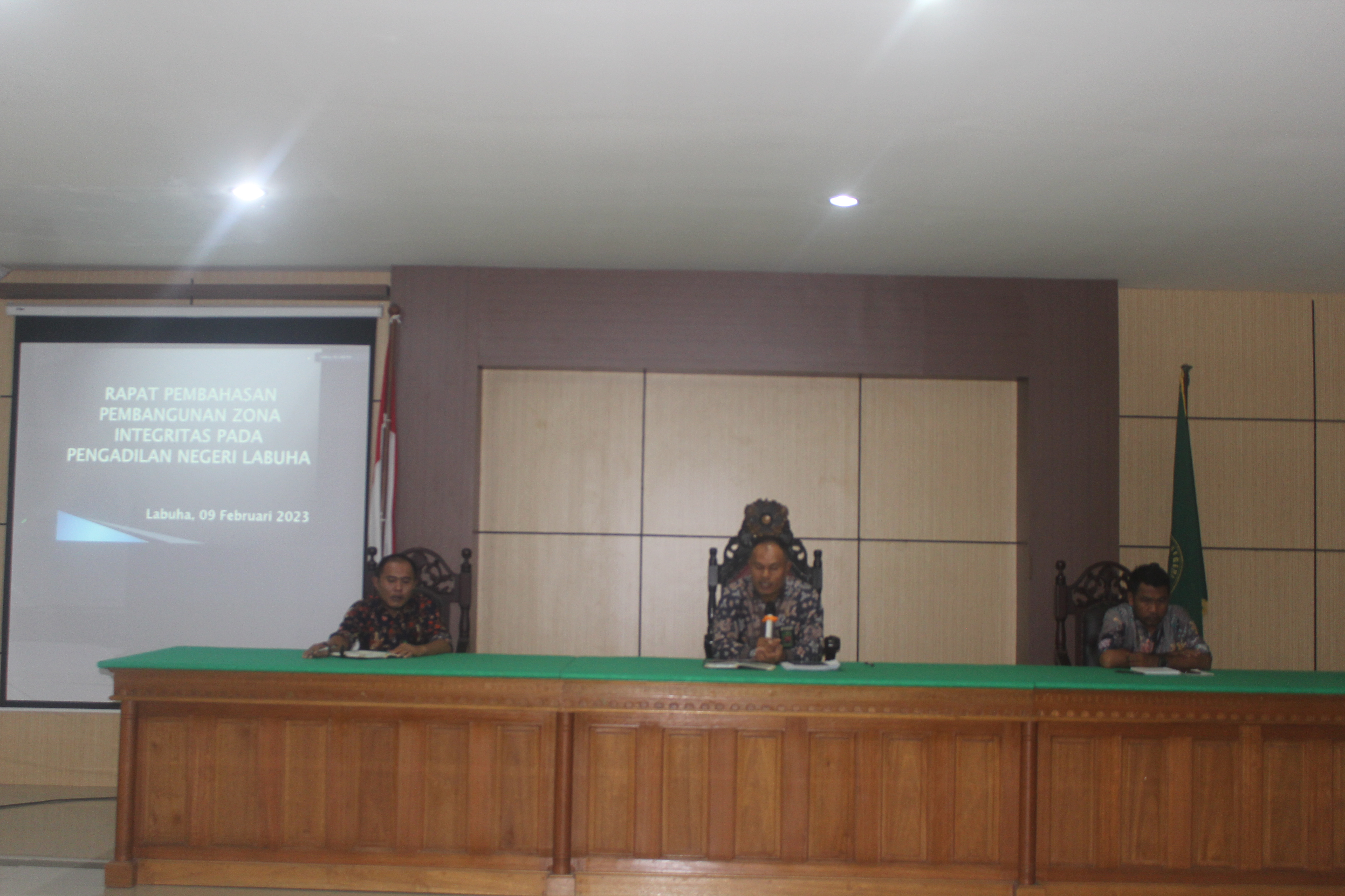 Rapat Pembahasan Terkait Pembangunan Zona Integritas Pada Pengadilan Negeri Labuha