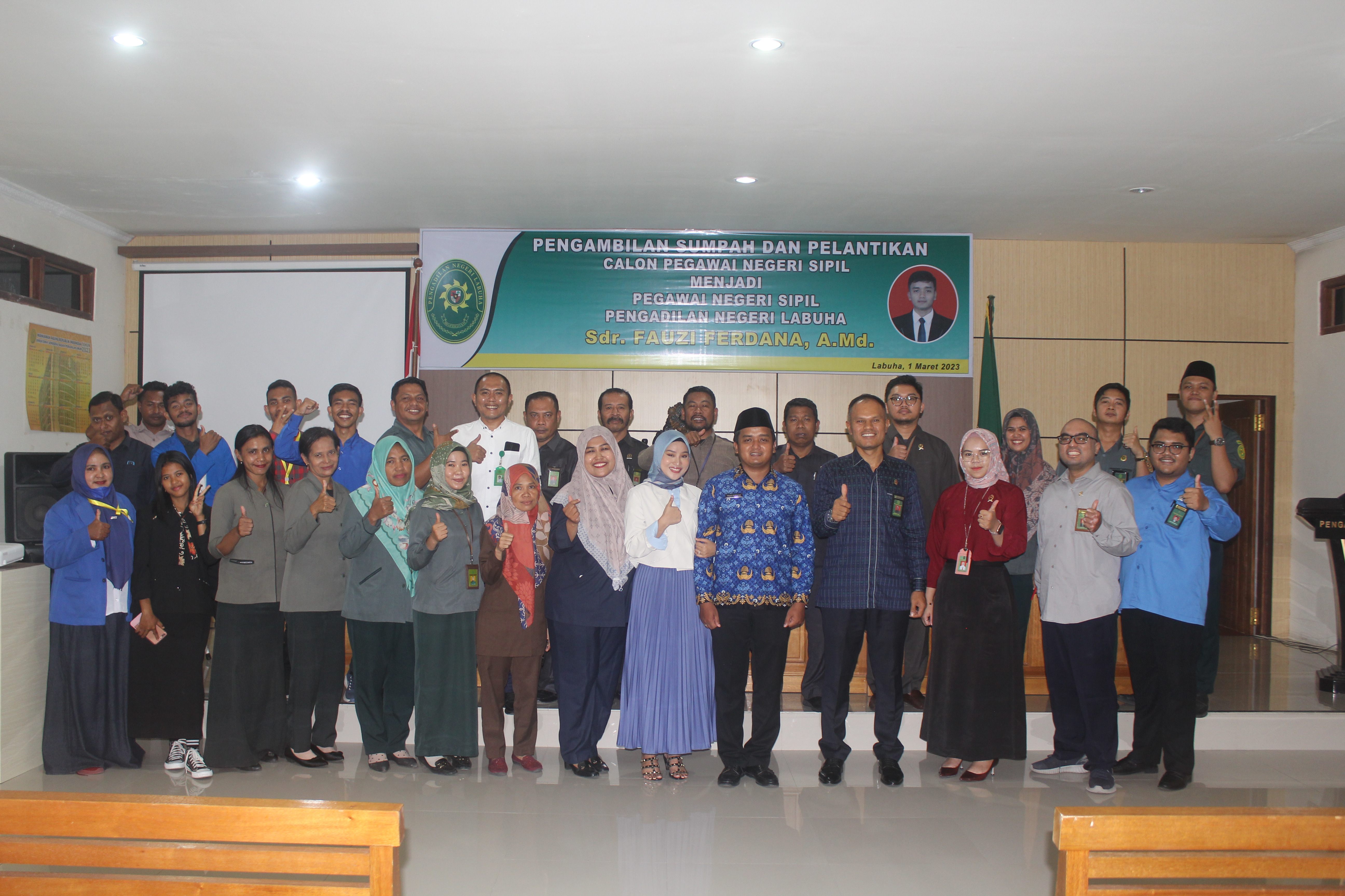 Pengambilan Sumpah dan Pelantikan Calon Pegawai Negeri Sipil Menjadi Pegawai Negeri Sipil Sdra, Fauzi Ferdana A.Md.