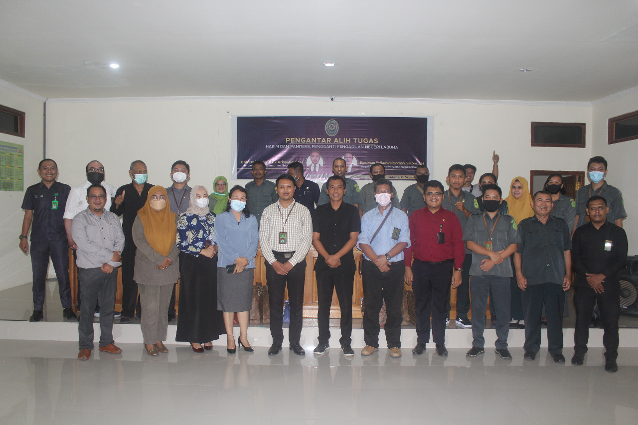 Pengantar Alih Tugas Hakim dan Panitera Pengganti Pengadilan Negeri Labuha
