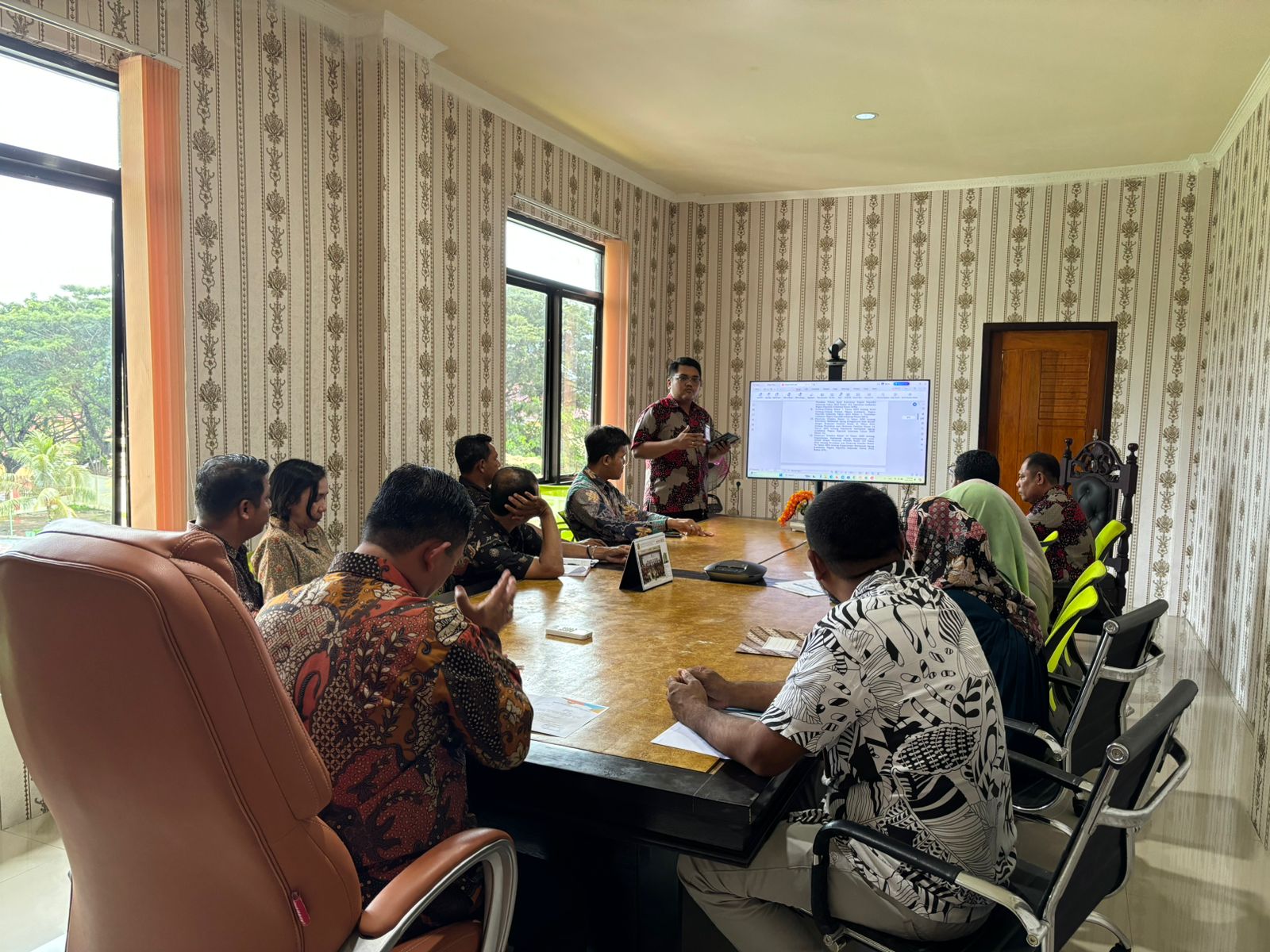 Sosialisasi Perma Nomor 1 Tahun 2024 di Pengadilan Negeri Labuha