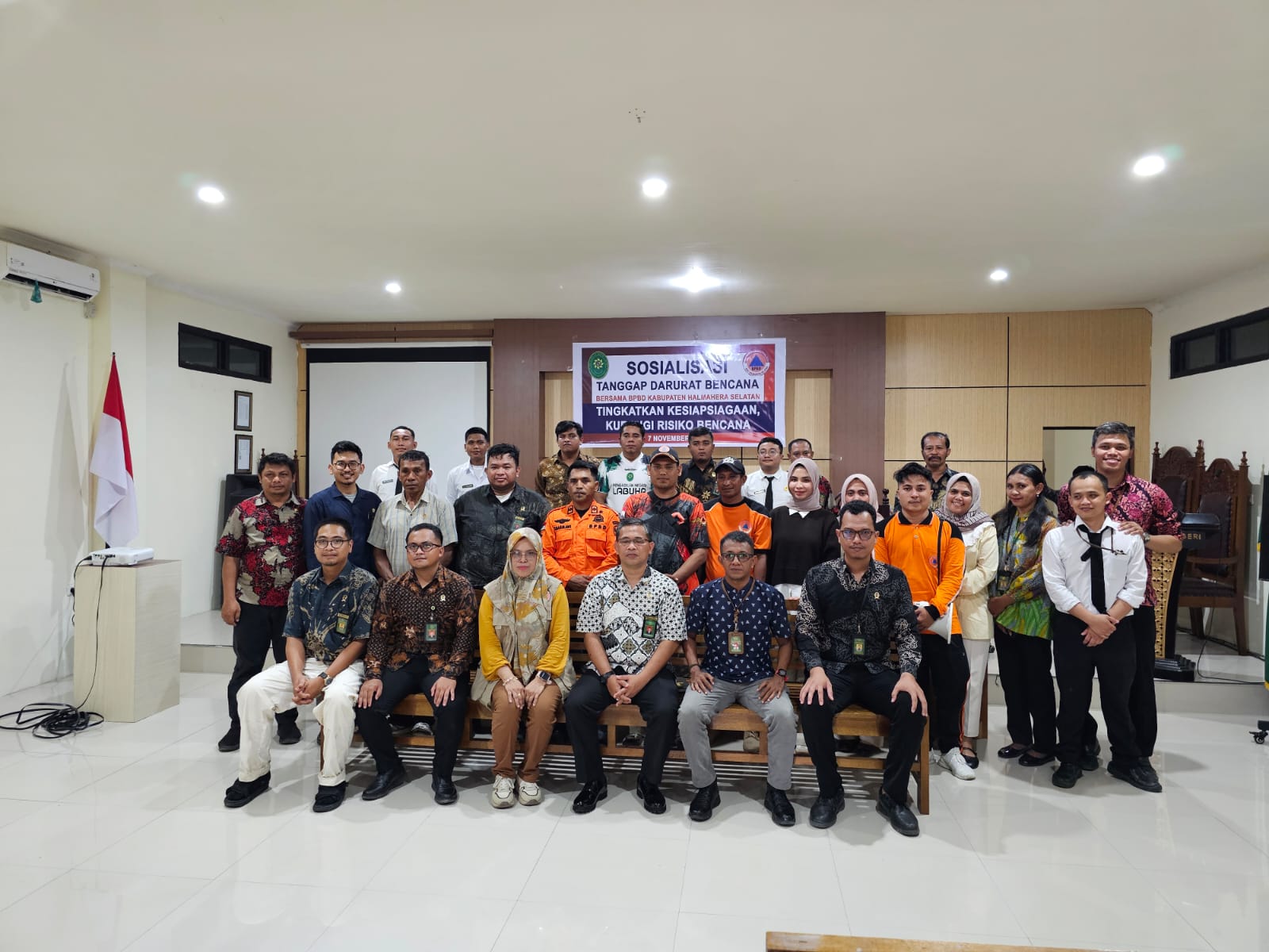 Sosialisasi Tanggap Darurat Bencana Bersama BPBD Kabupaten Halmahera Selatan: “Tingkatkan Kesiapsiagaan, Kurangi Risiko Bencana” Sosialisasi Tanggap Darurat Bencana Bersama BPBD Kabupaten Halmahera Selatan: “Tingkatkan Kesiapsiagaan, Kurangi Risiko Bencana”